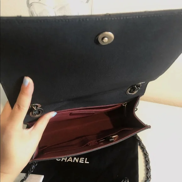 Chanel 2015 Flap Bag - Picture 5 of 8
